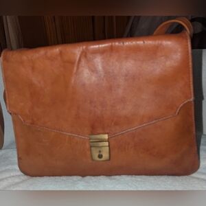 Vintage  Dove Tan Leather Shoulder Bag with Gold Clasp